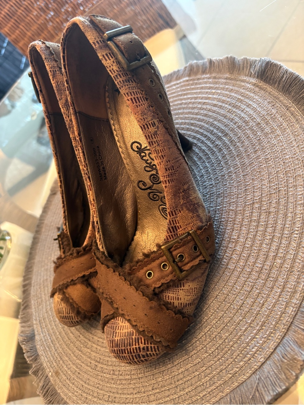 naughty monkey olive green/brown Textured Buckle Cross‑Strap Heels - Picture 3 of 4